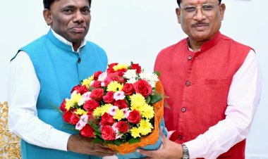 *मुख्यमंत्री श्री विष्णु देव साय  से गोवा के खेल एवं जनजातीय कल्याण मंत्री श्री रमेश तावड़कर की सौजन्य भेंट: जनजातीय कल्याण और खेल विकास को लेकर हुई सार्थक चर्चा*