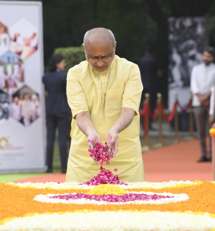 उपराष्ट्रपति सी.पी. राधाकृष्णन ने डॉ. सर्वपल्ली राधाकृष्णन की पुण्यतिथि पर दी श्रद्धांजलि