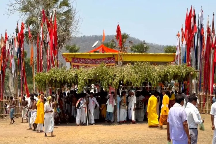 सिमटा नक्सलवाद तो खिलखिला उठी आस्था! 28 साल बाद यहां फिर लगा मेला, कोर्राज देव से मिलने पहुंचे इतने गांवों के देवी-देवता